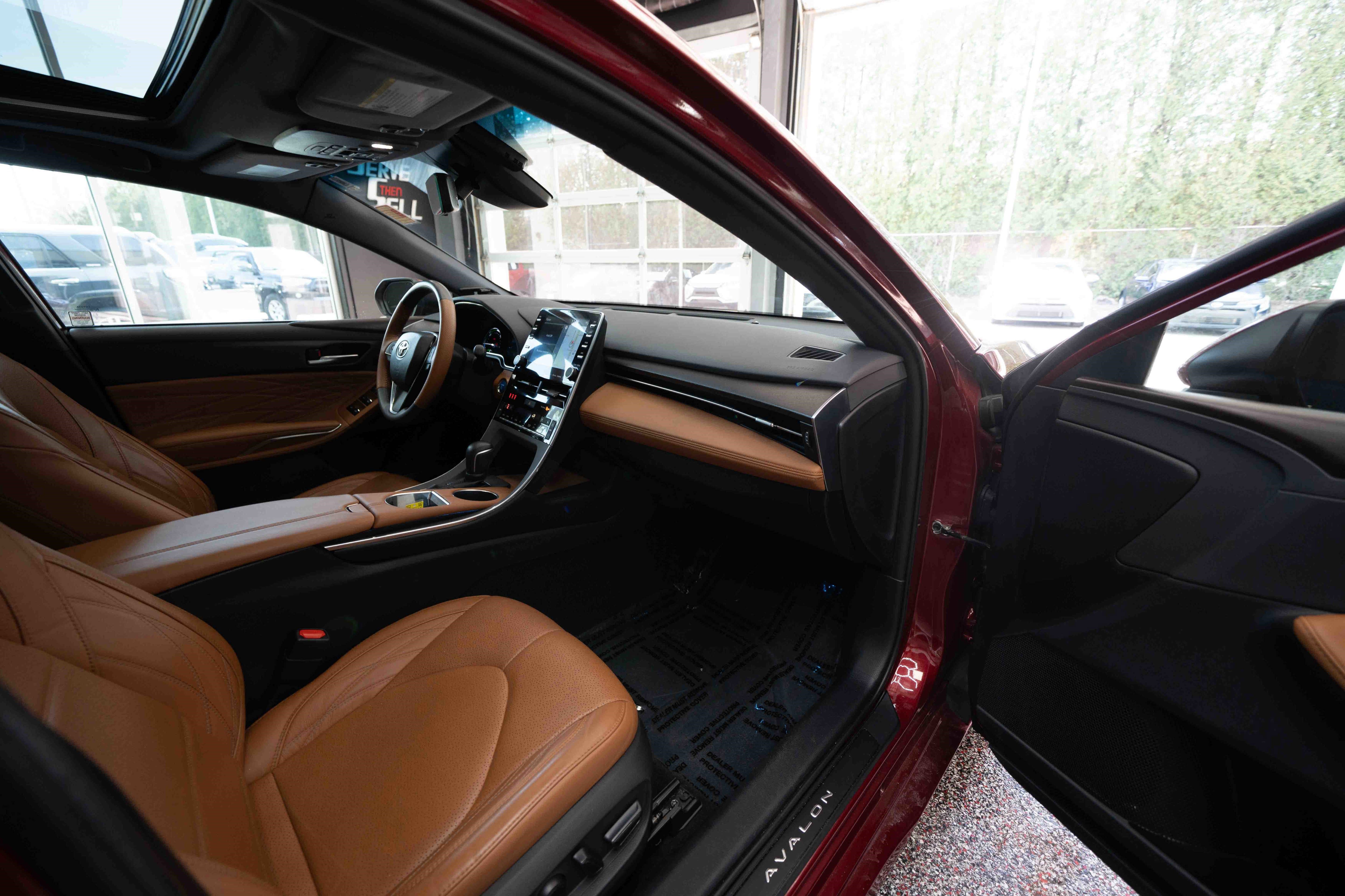 Certified 2020 Toyota Avalon Limited w/ Advanced Safety Package image 26