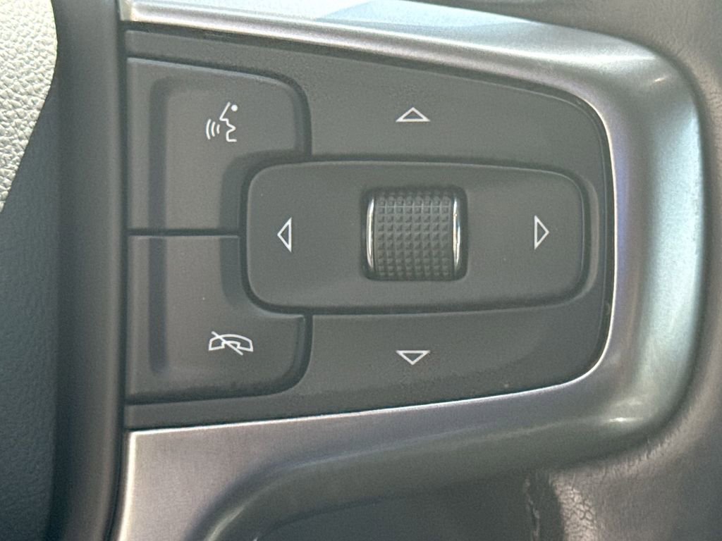 Used 2020 Chevrolet Silverado 1500 RST AWD/4WD image 22