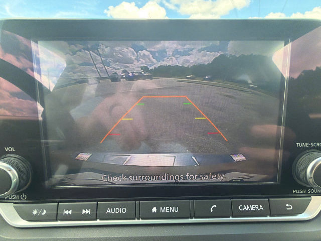 Used 2024 Nissan Rogue SV w/ SV Premium Package FWD image 30
