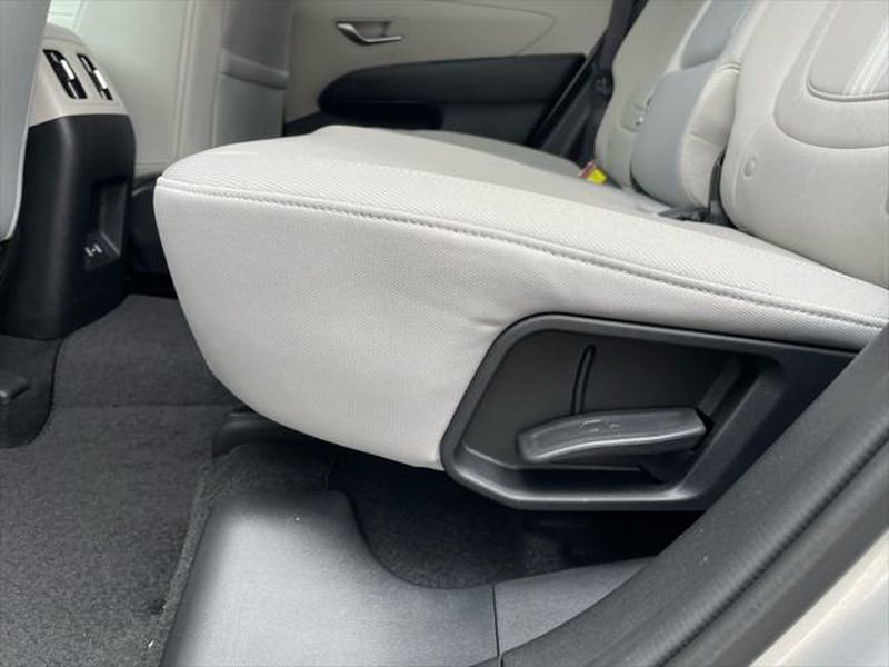 New 2026 Hyundai Tucson SEL image 17