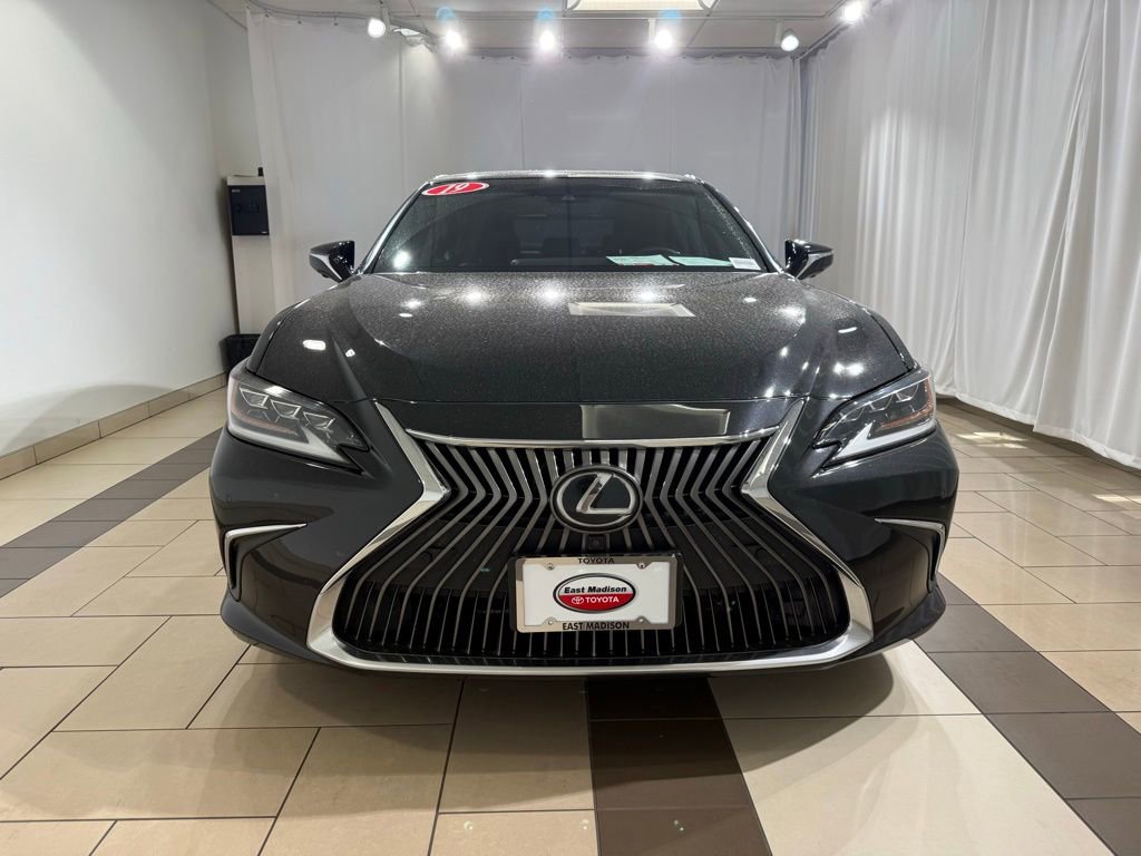 Used 2019 Lexus ES 350 Ultra Luxury FWD image 8