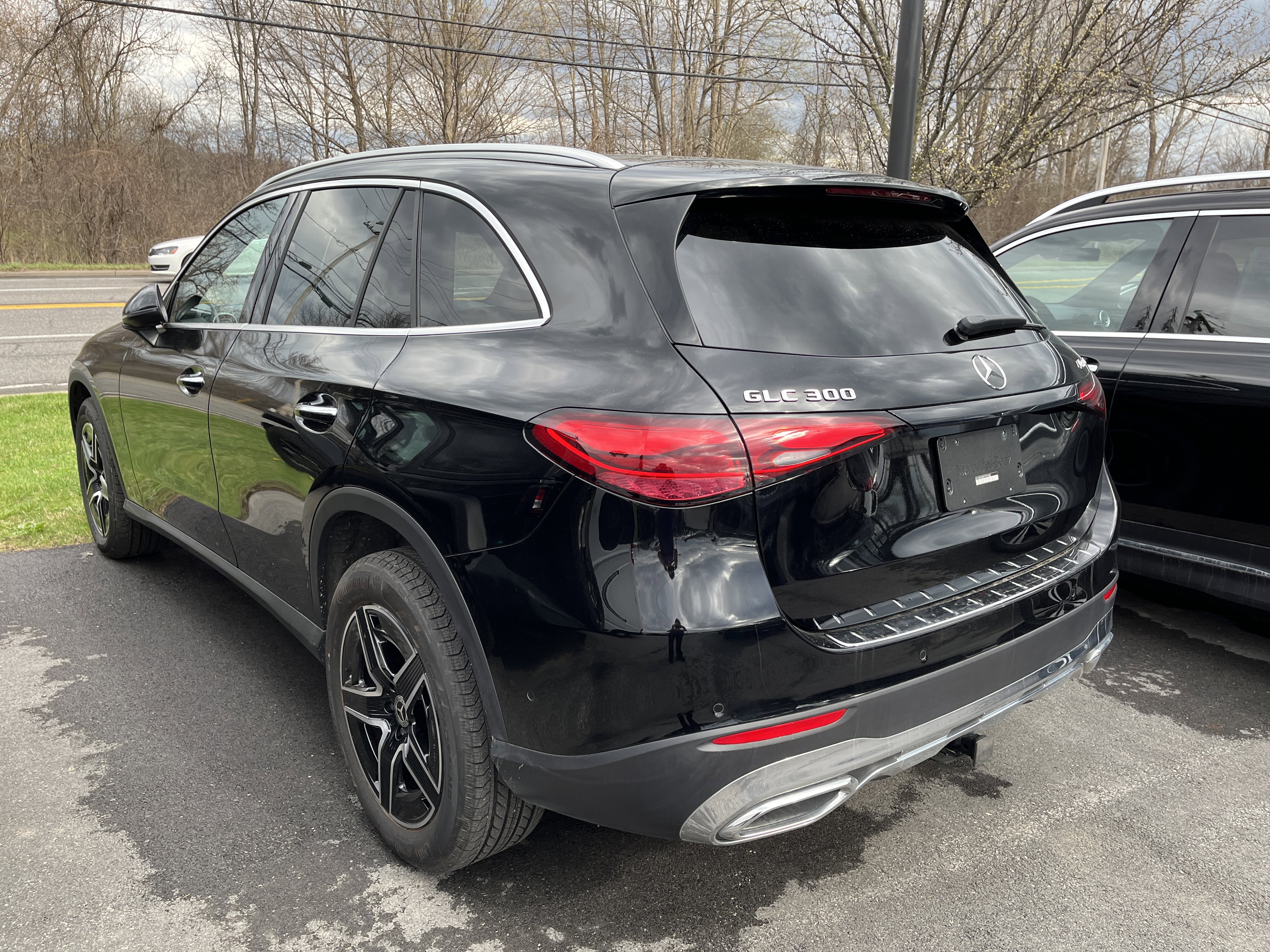 Used 2026 Mercedes-Benz GLC 300 4MATIC image 4