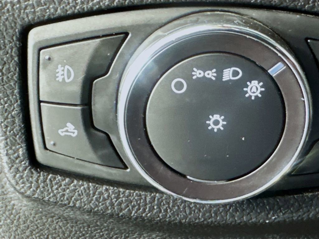 Used 2017 Ford F150 Lariat image 13