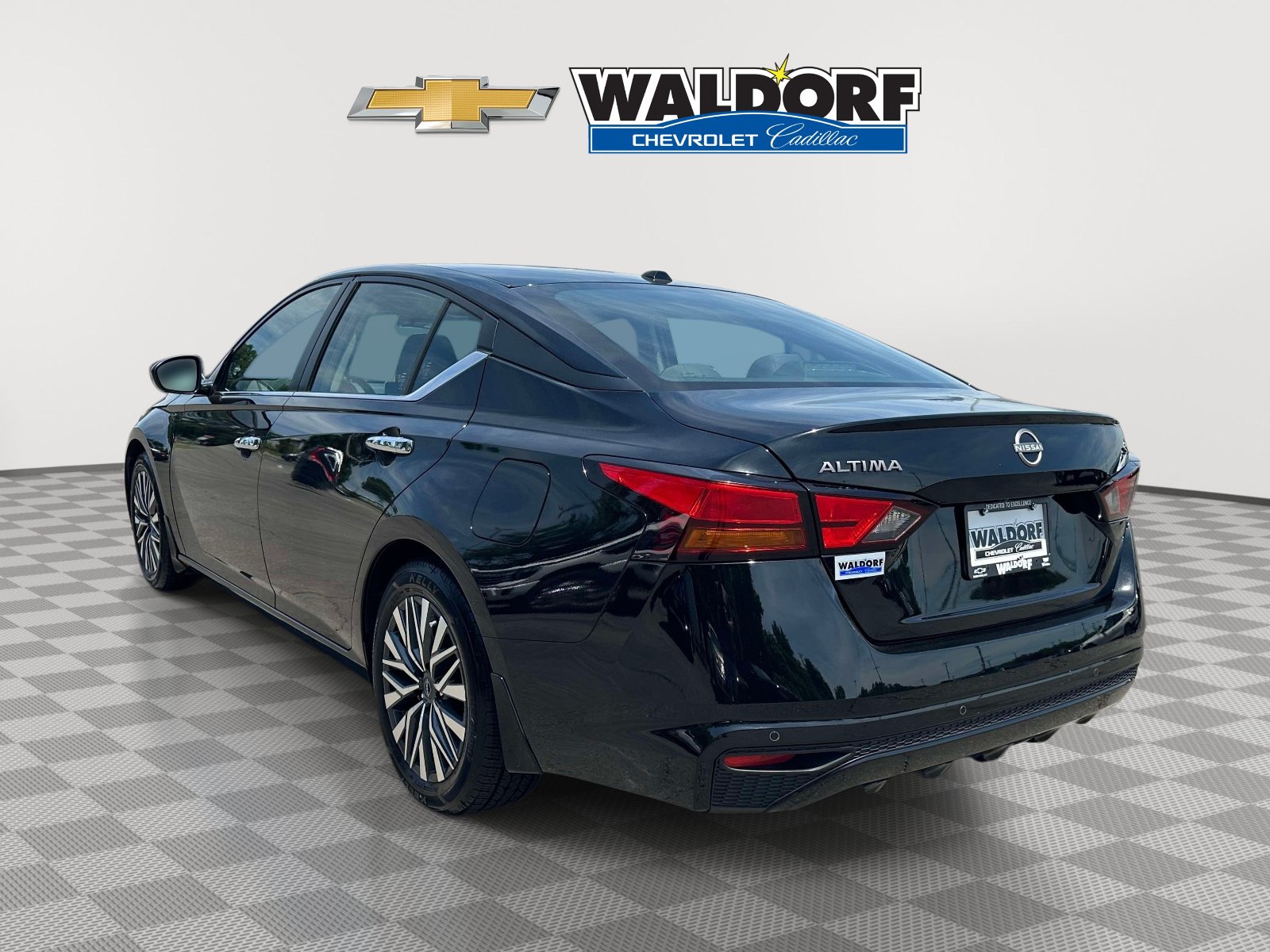 Used 2024 Nissan Altima 2.5 SV FWD image 4