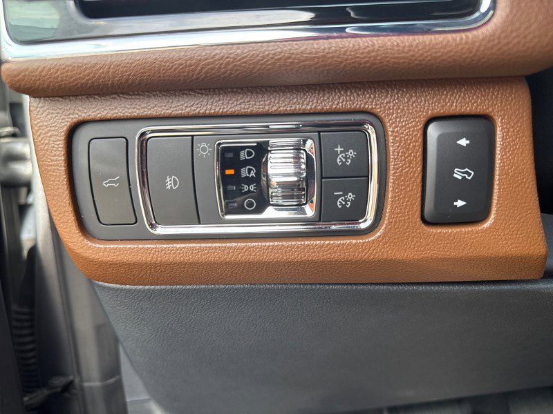 Used 2022 Lincoln Navigator Reserve image 28