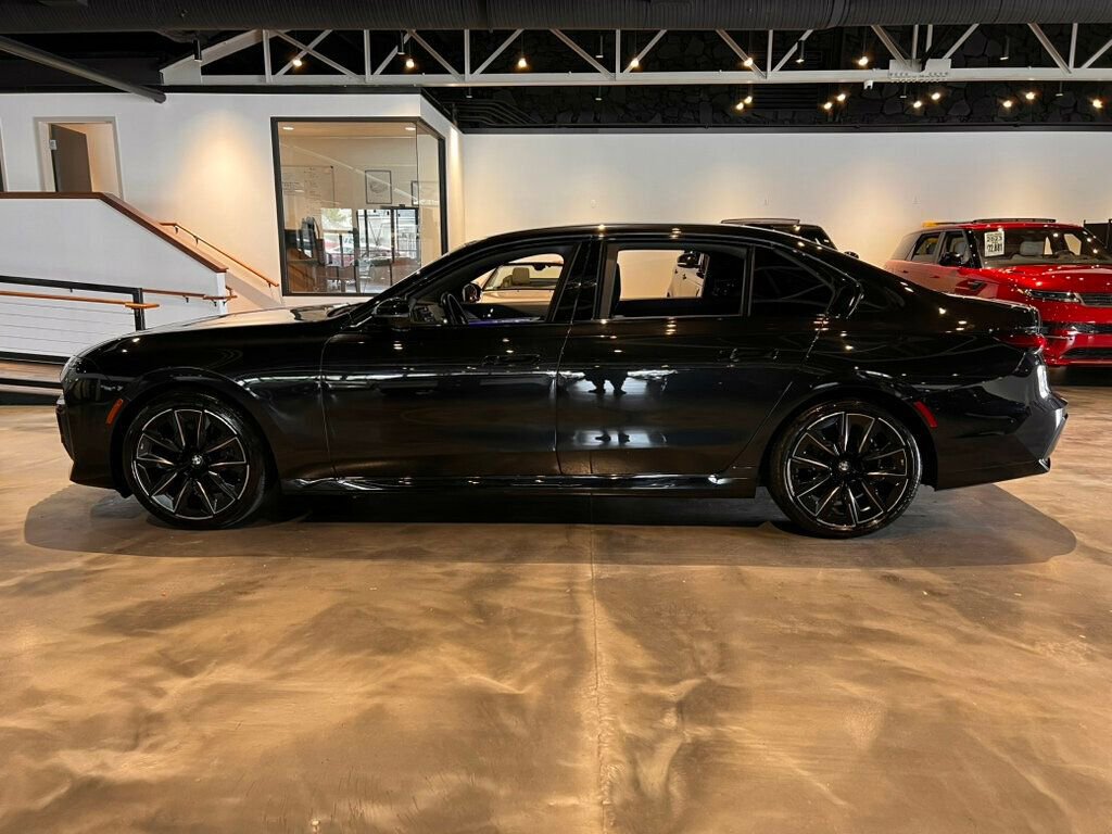 Used 2023 BMW 740i w/ Parking Assistance Package image 2