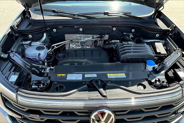New 2026 Volkswagen Atlas Cross Sport SEL Premium R-Line AWD/4WD image 32