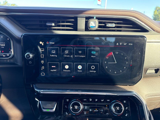 Used 2024 GMC Sierra 1500 Denali w/ Technology Package AWD/4WD image 28