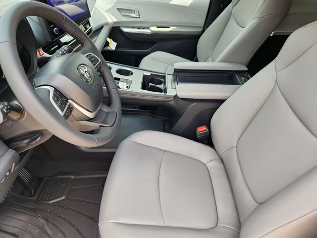 New 2026 Toyota Sienna XLE FWD image 11
