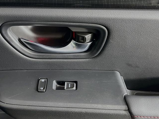 Used 2025 Honda Pilot Black Edition image 32