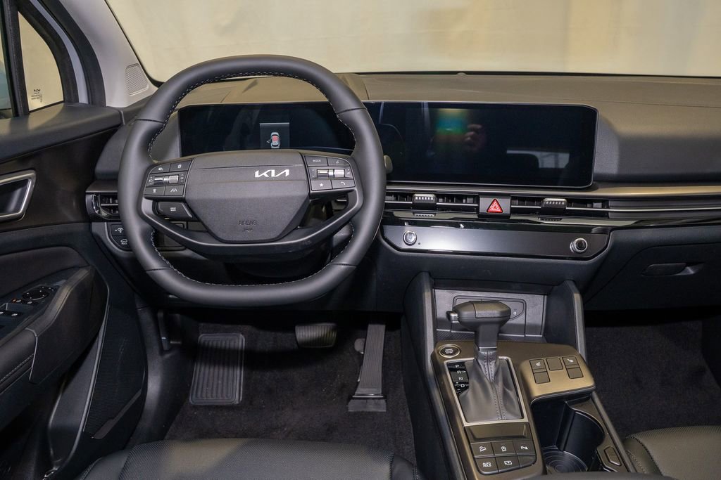 New 2026 Kia Sportage EX w/ EX Panorama Roof Package image 8