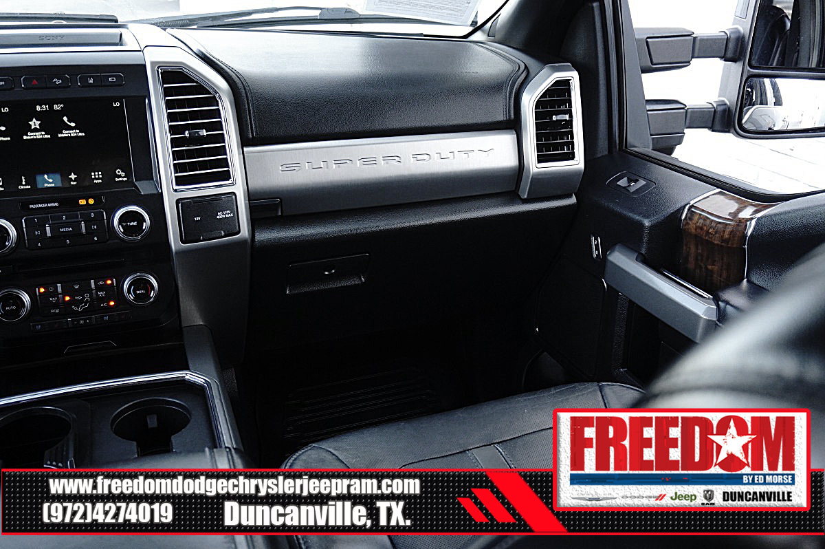 Used 2017 Ford F250 Platinum w/ Platinum Ultimate Package AWD/4WD image 37