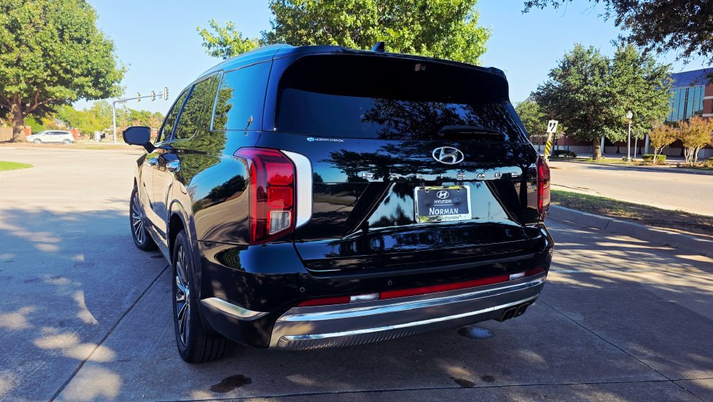 Used 2023 Hyundai Palisade Calligraphy AWD/4WD image 17