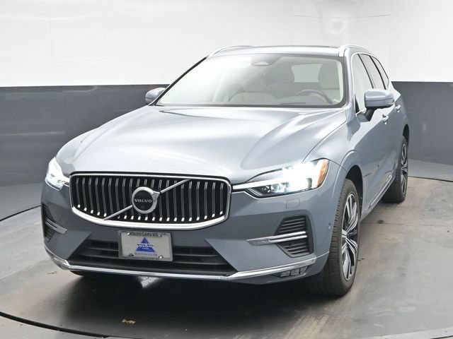 Used 2022 Volvo XC60 B6 Inscription w/ Advanced Package image 3