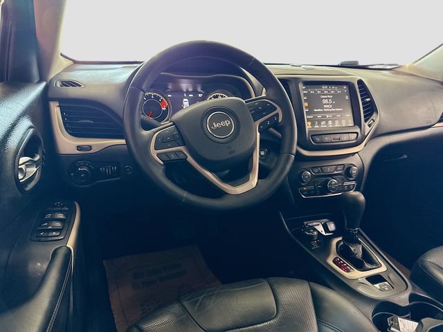 Used 2018 Jeep Cherokee Limited w/ Technology Group AWD/4WD image 24