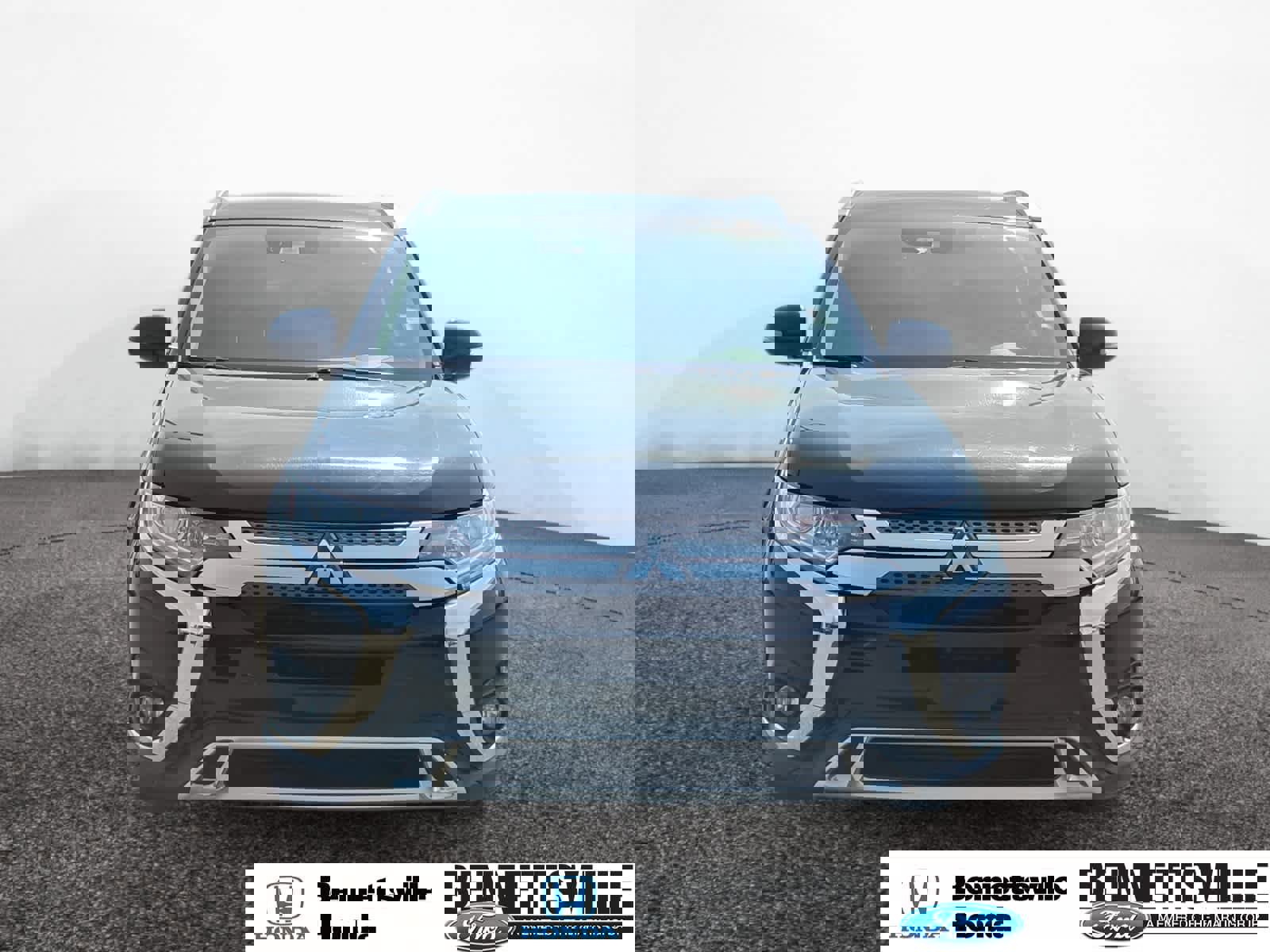 Used 2020 Mitsubishi Outlander SEL FWD image 2