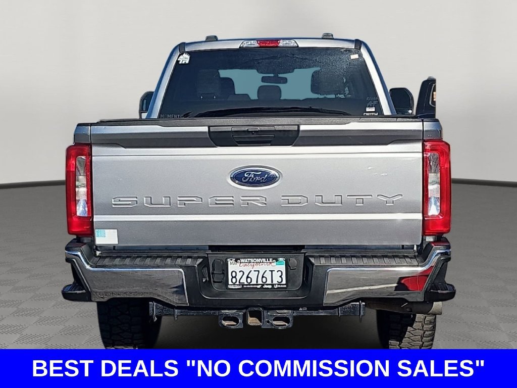Used 2023 Ford F250 XLT w/ FX4 Off-Road Package AWD/4WD image 4