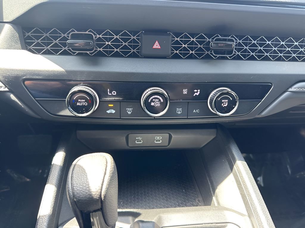 Used 2025 Honda Accord LX image 19