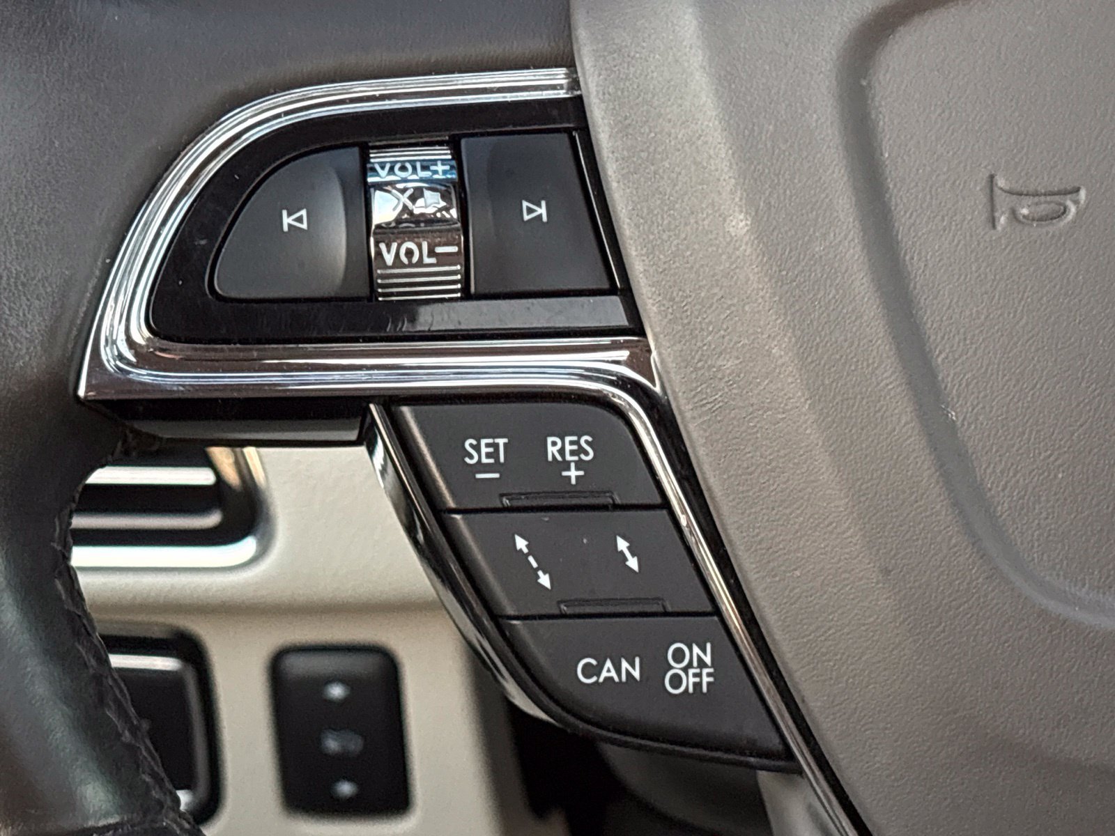 Used 2021 Lincoln Navigator Reserve AWD/4WD image 34