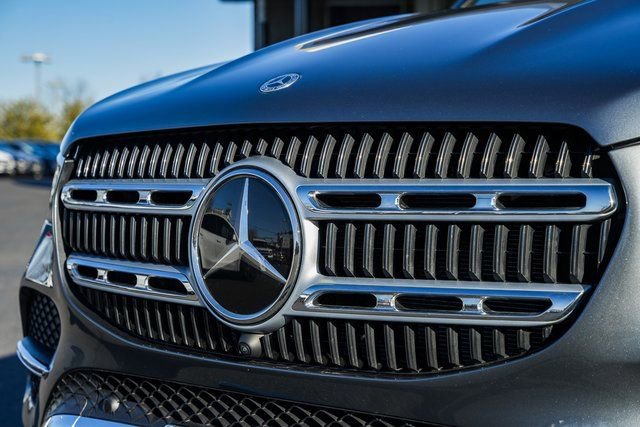 Used 2025 Mercedes-Benz GLE 350 4MATIC image 12