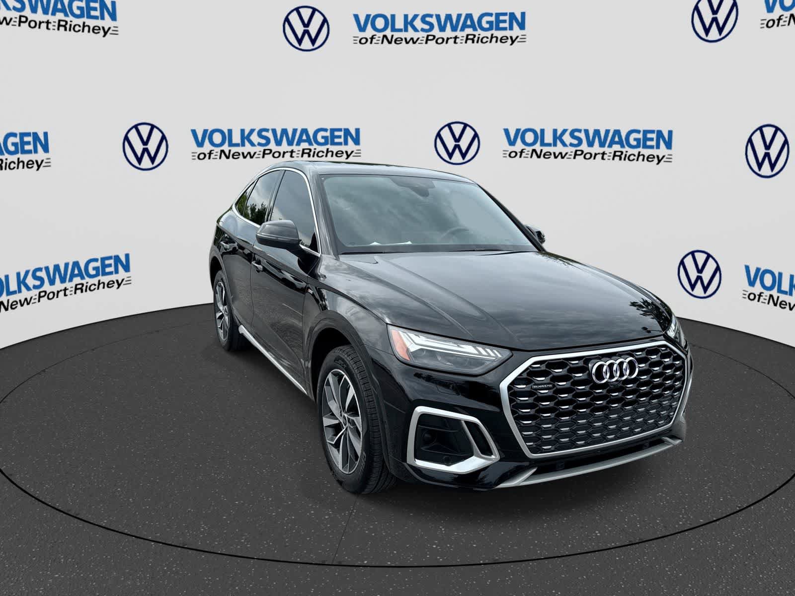 Used 2023 Audi Q5 2.0T Prestige w/ Prestige Package AWD/4WD image 16