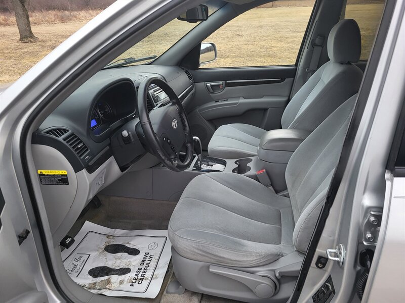 Used 2008 Hyundai Santa Fe SE FWD image 11