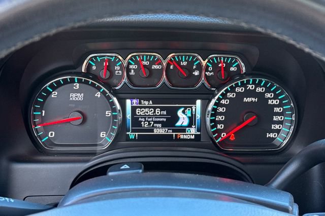 Used 2016 Chevrolet Suburban LT image 25