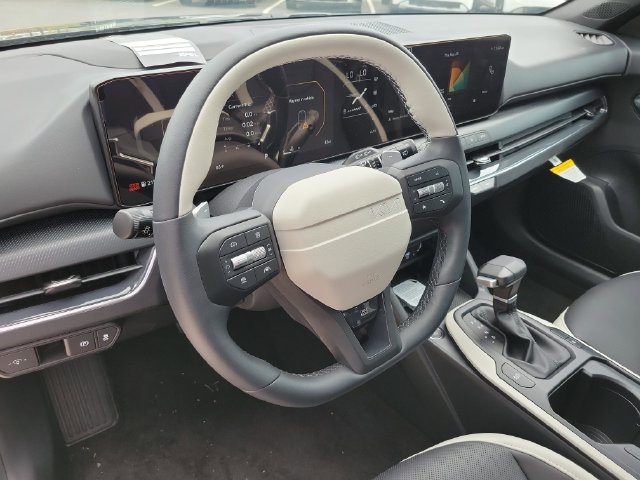 New 2026 Kia K4 GT-Line w/ GT-Line Premium Package FWD image 18