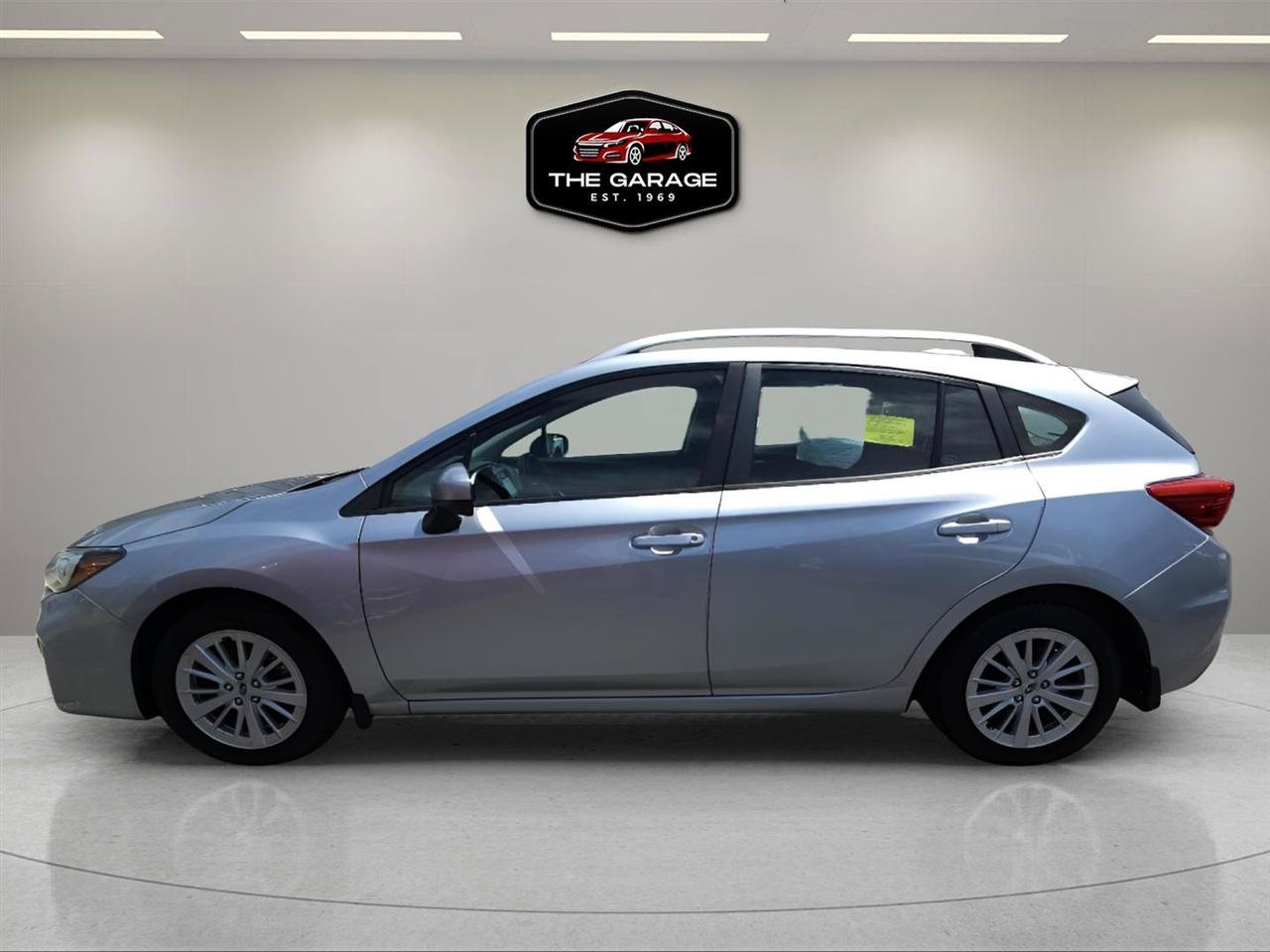 Used 2018 Subaru Impreza 2.0i Premium AWD/4WD image 3