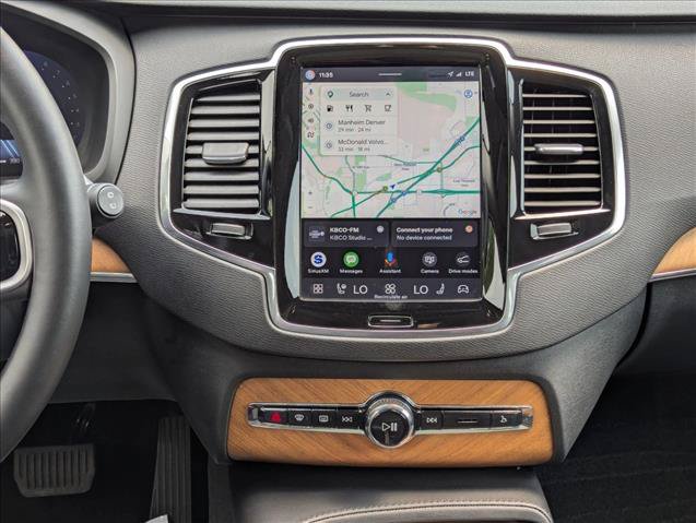 Used 2025 Volvo XC90 B6 Plus AWD/4WD image 14
