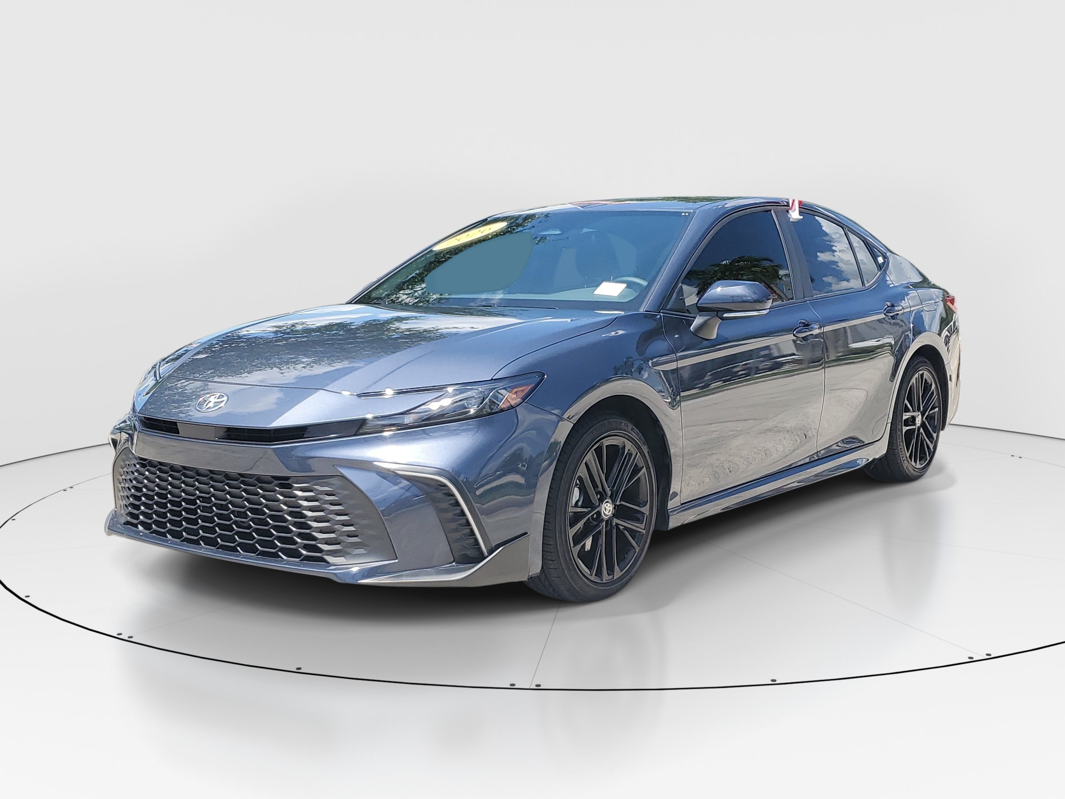 Certified 2026 Toyota Camry SE FWD image 3