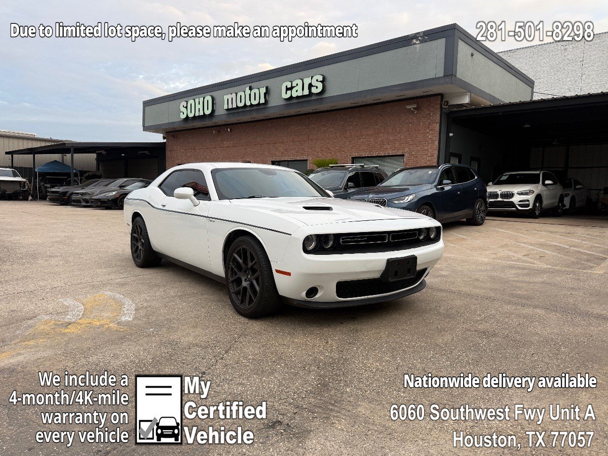 Used 2015 Dodge Challenger SXT w/ Driver Convenience Group
