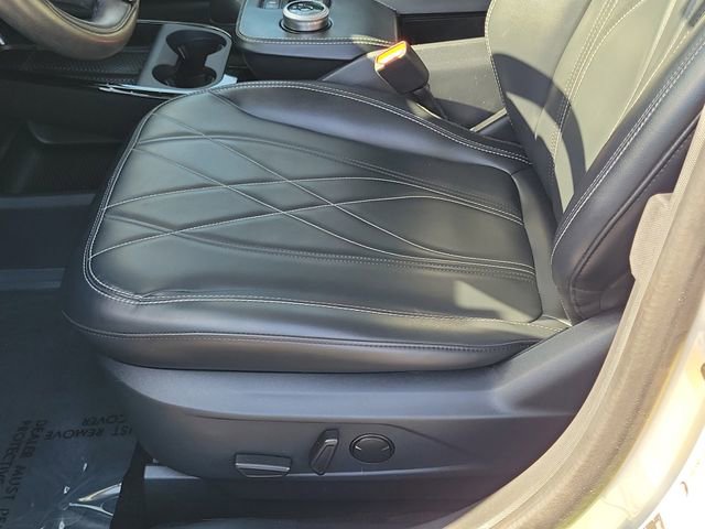 Certified 2021 Ford Mustang Mach-E Select RWD image 14