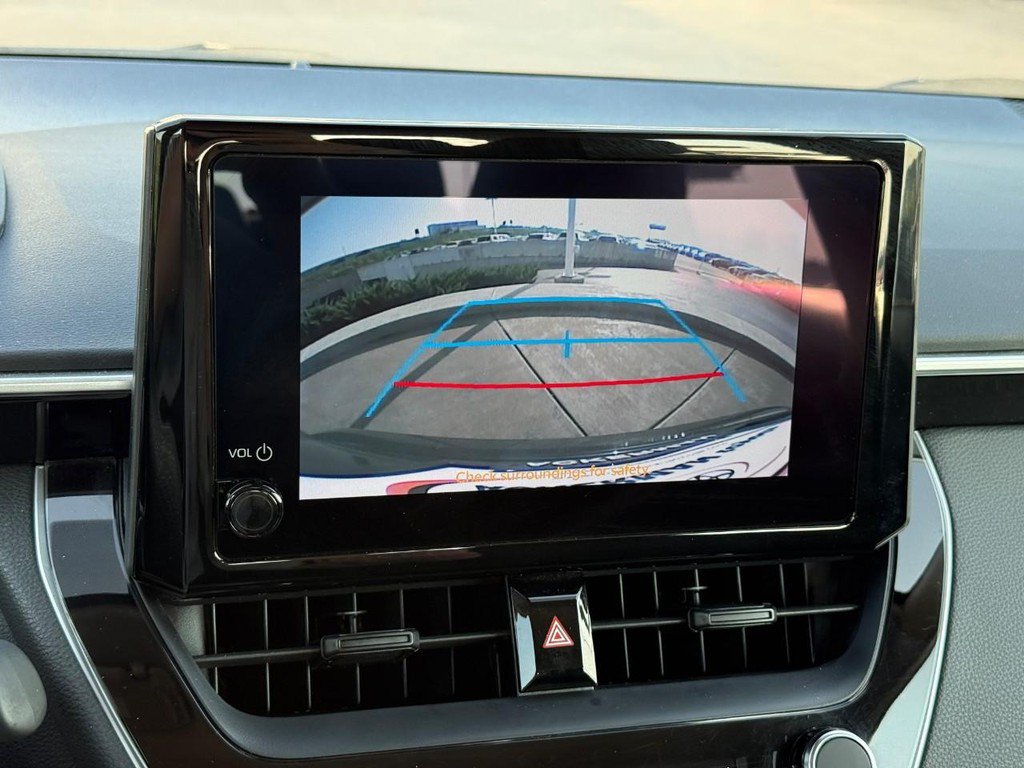 Used 2024 Toyota Corolla LE FWD image 22