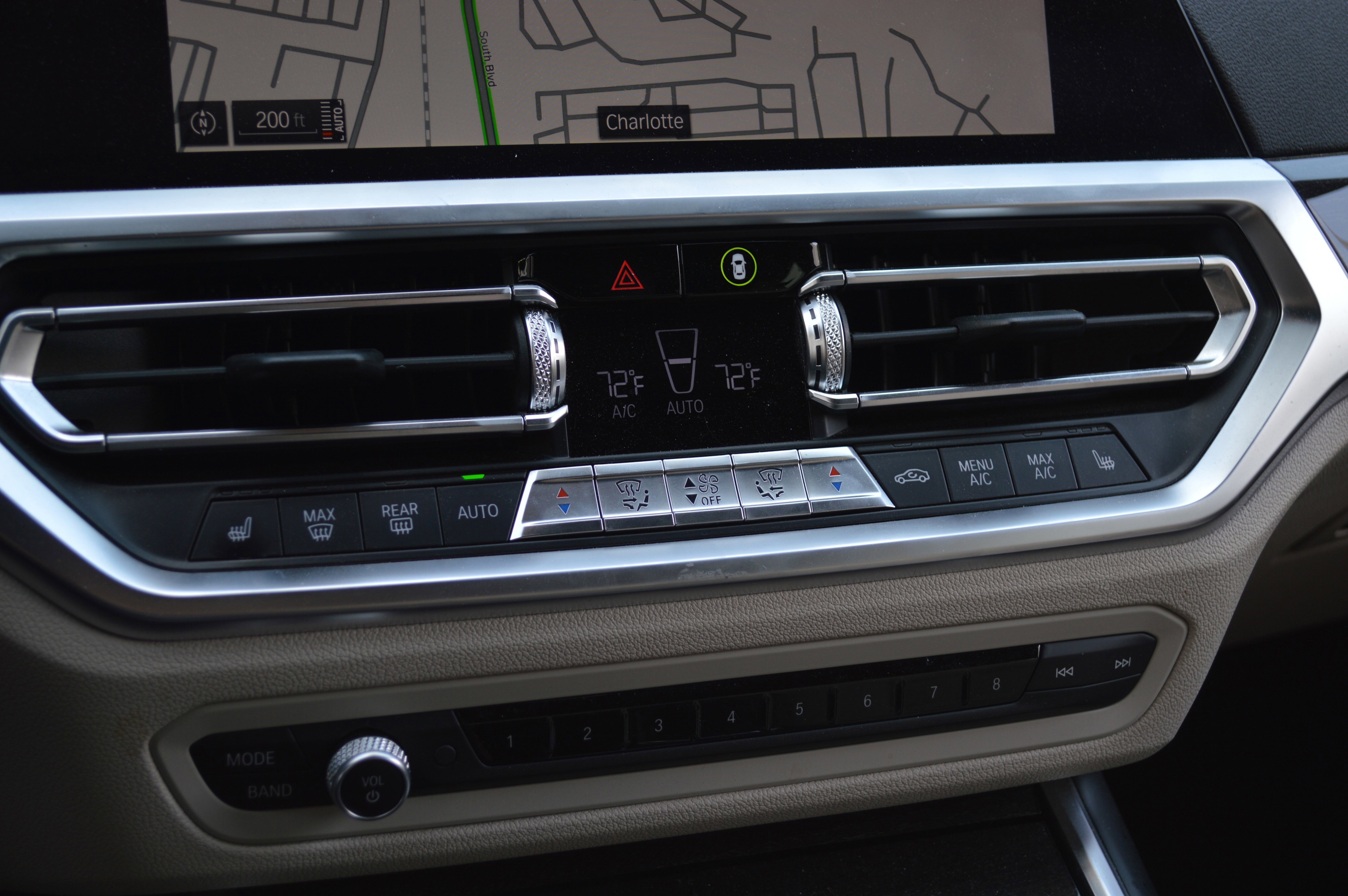 Used 2019 BMW 330i Sedan w/ Premium Package image 22