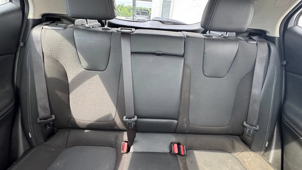 Used 2020 Buick Encore GX Select w/ Experience Buick Package FWD image 23