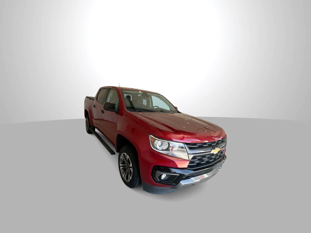 Used 2021 Chevrolet Colorado Z71 w/ Safety Package AWD/4WD image 2