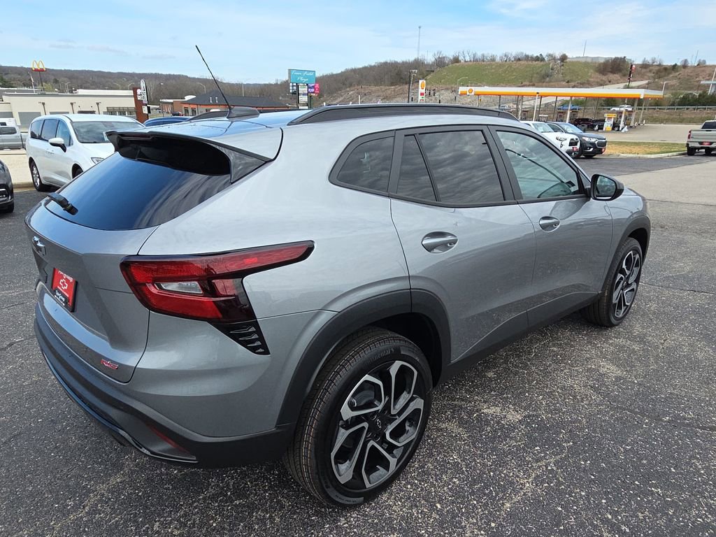 New 2026 Chevrolet Trax RS image 8