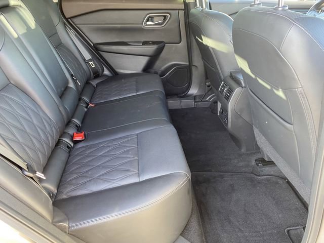 Used 2023 Nissan Rogue Platinum w/ Platinum Premium Package image 14