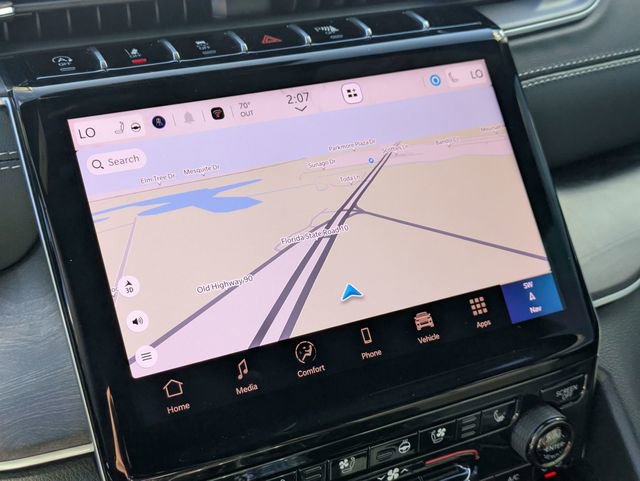 New 2025 Jeep Grand Cherokee Limited w/ Luxury Tech Group II image 24