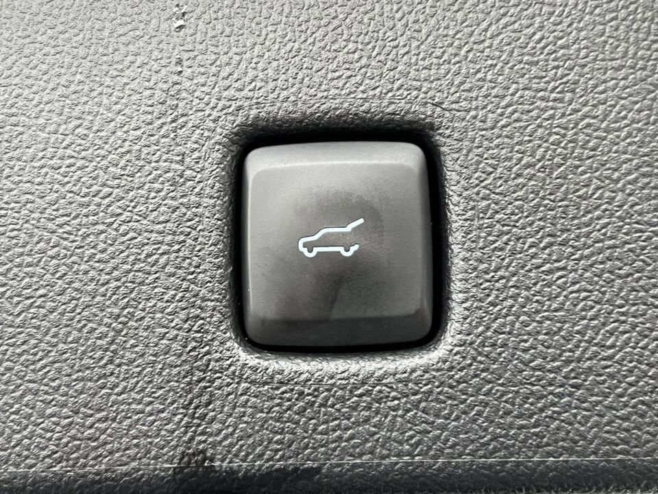 Certified 2022 Ford Escape SE w/ Convenience Package image 31