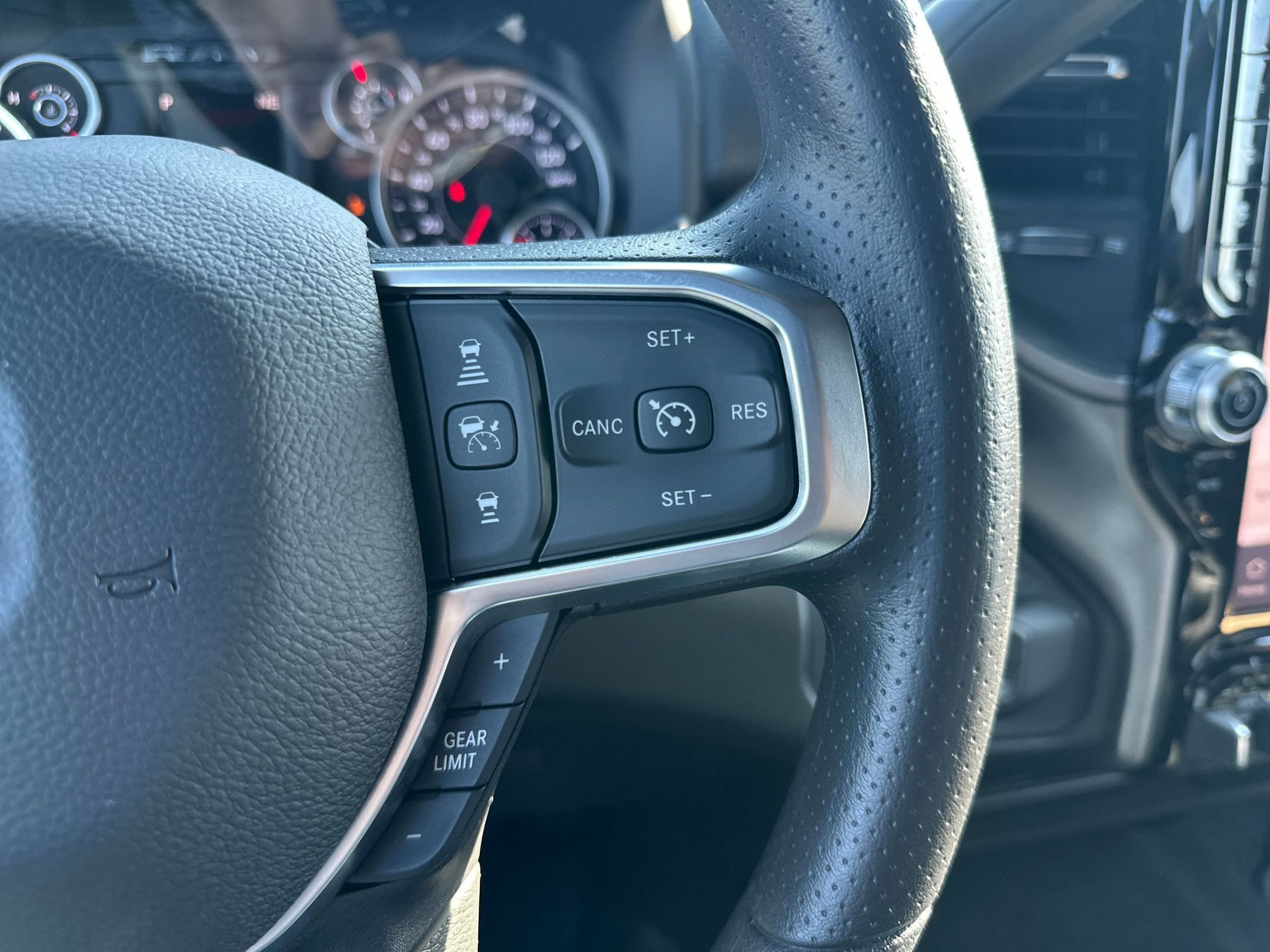 New 2026 RAM 2500 Tradesman AWD/4WD image 18