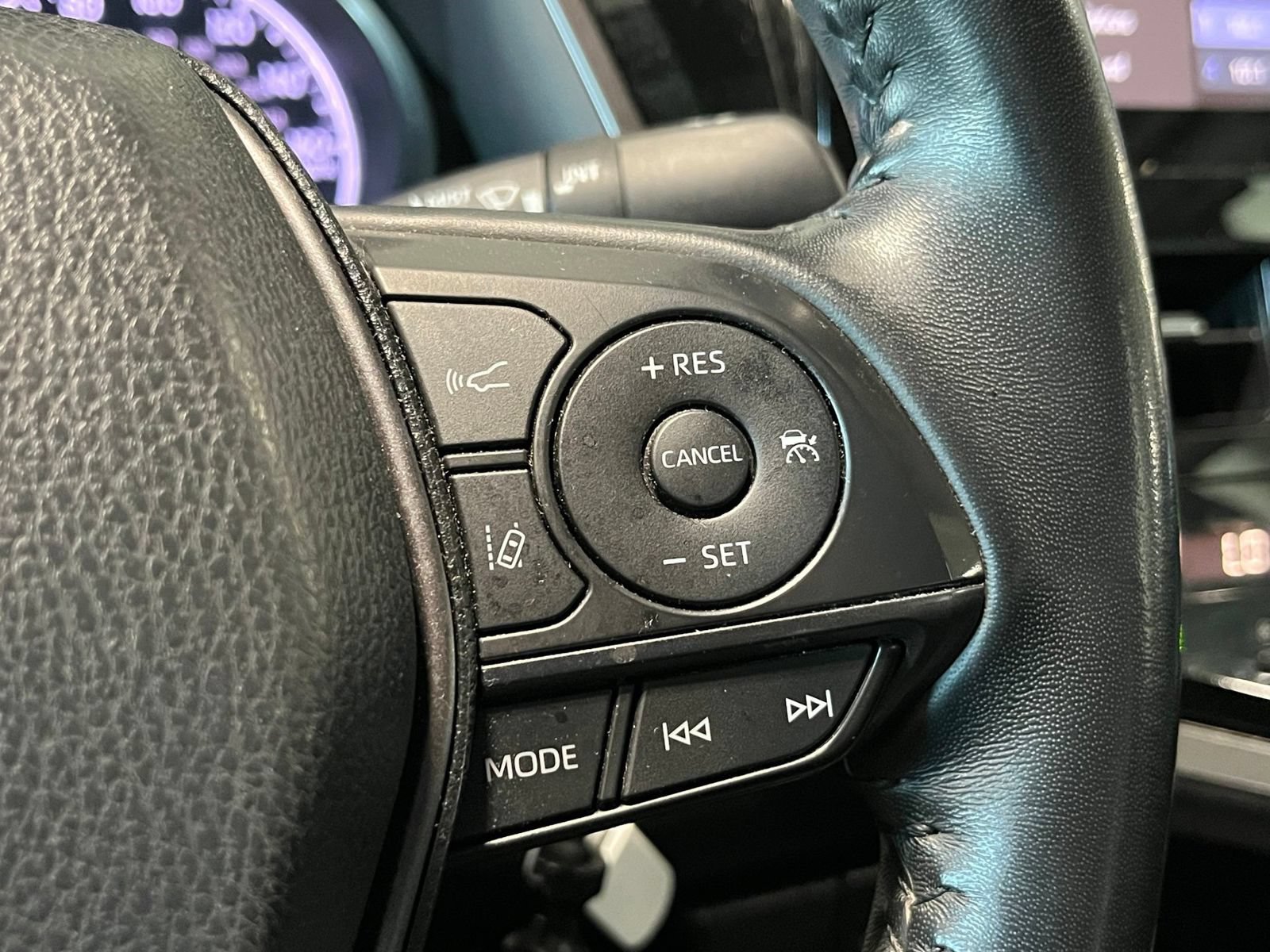 Used 2021 Toyota Camry SE FWD image 24