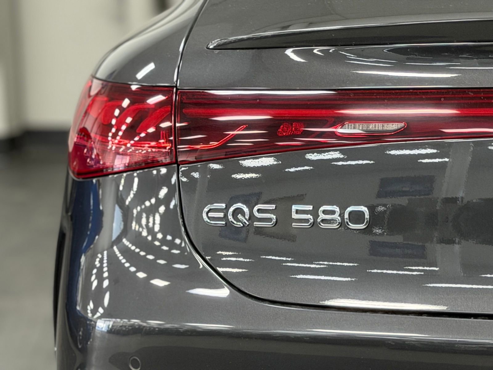 Certified 2023 Mercedes-Benz EQS 580 4MATIC Sedan image 13