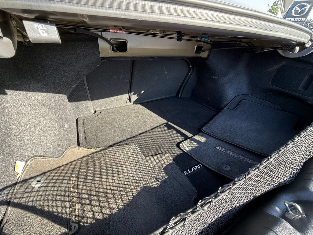 Used 2019 Hyundai Elantra SEL w/ Cargo Package FWD image 10