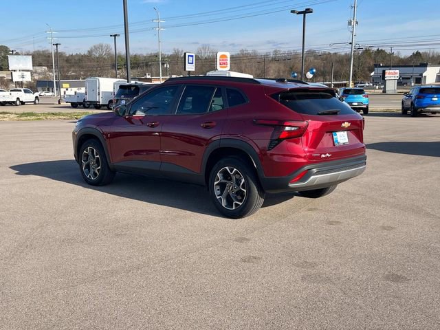 Certified 2025 Chevrolet Trax LT w/ LT Convenience Package image 7