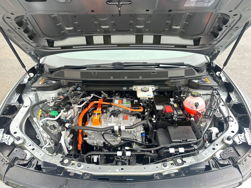 Used 2025 Chevrolet Equinox EV LT image 27