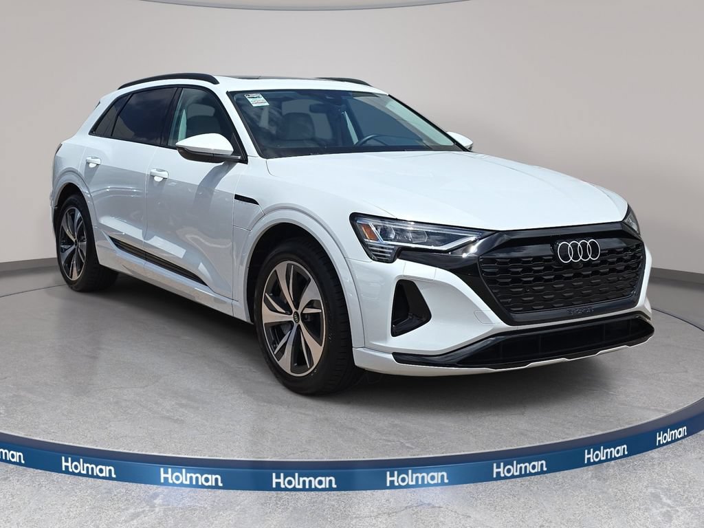 Certified 2024 Audi Q8 e-tron Premium Plus AWD/4WD image 3