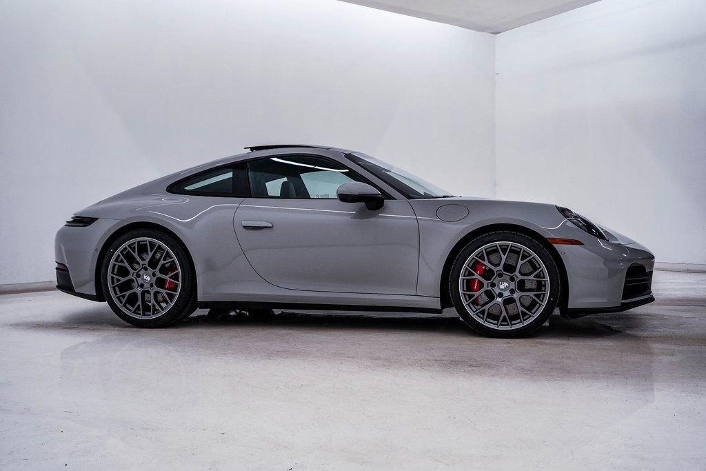 New 2026 Porsche 911 Carrera 4S image 9