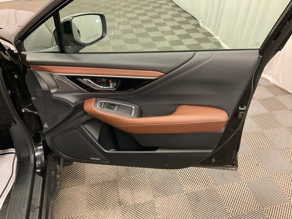 Used 2022 Subaru Outback Touring image 28